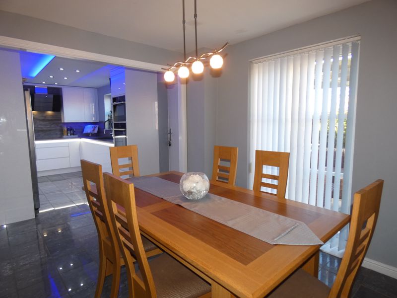 Kitchen/Diner- click for photo gallery